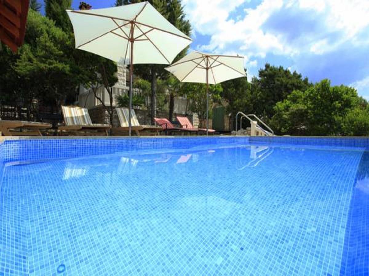 Villa Nova ヴェラ・ルカ エクステリア 写真