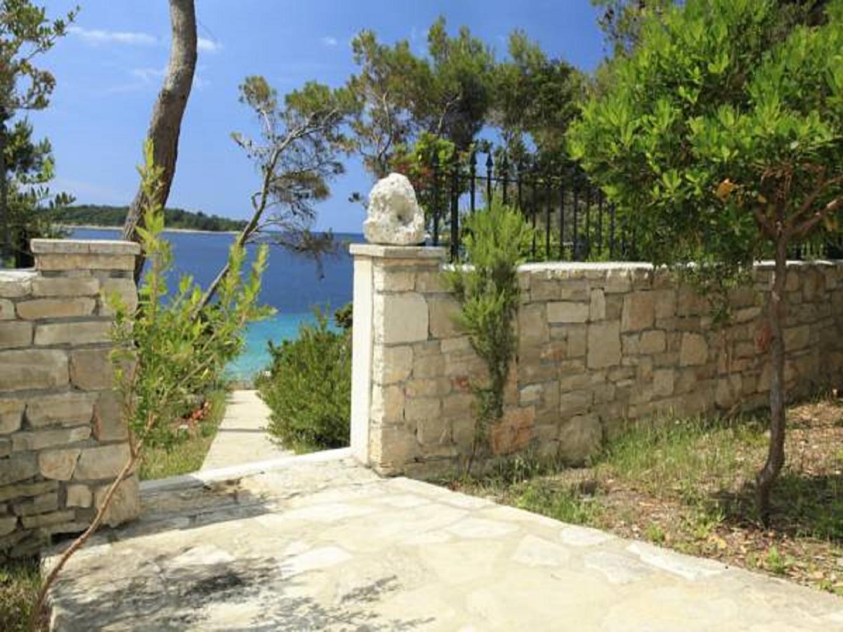 Villa Nova ヴェラ・ルカ エクステリア 写真